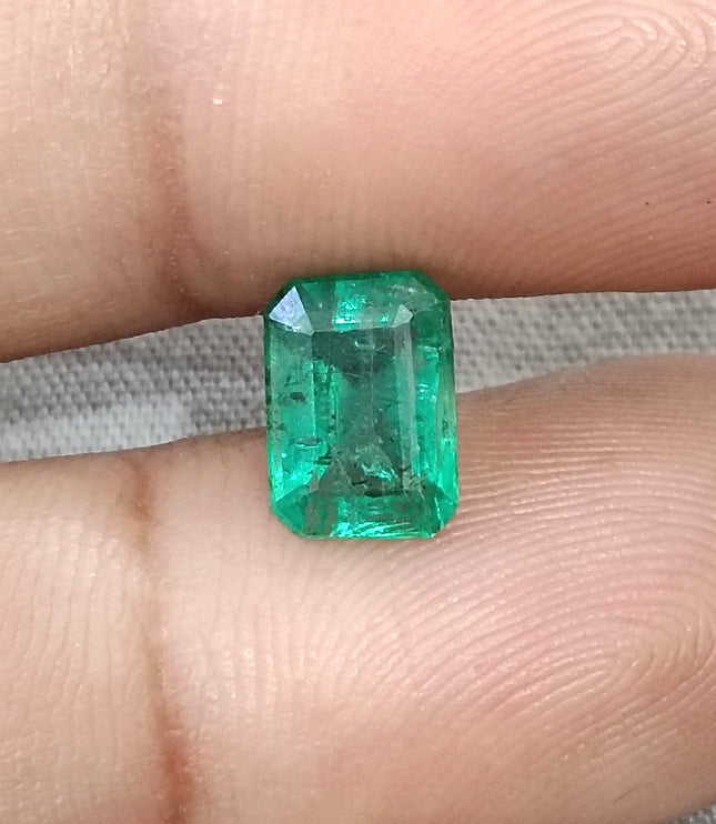 1.64ct Zambian Emerald, 100% Natural Gem