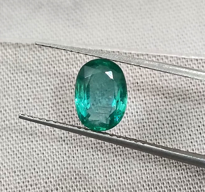 1.26ct Certified Natural Zambian Emerald Eye Clean Oval Cut Loose Gemstone