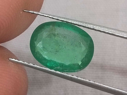Zambian Emerald 2.34ct Certified Natural Vivid Green Oval Cut Loose Gemstone