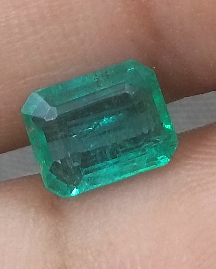 GSI USA Certified 1.39ct Medium Green Natural Zambian Minor Oiled Loose Gemstone