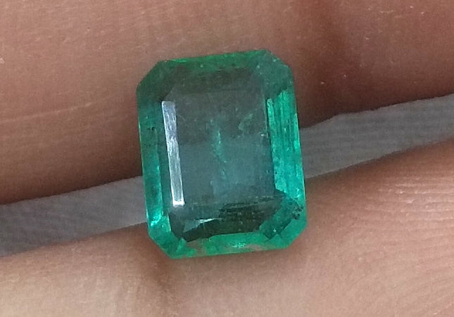 GSI USA Certified 1.39ct Medium Green Natural Zambian Minor Oiled Loose Gemstone