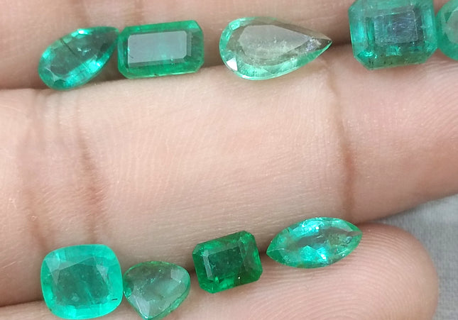 9.00ct Natural Zambian Emerald Parcel Minor Oiled Loose Gemstones