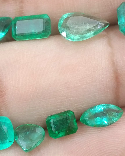 9.00ct Natural Zambian Emerald Parcel Minor Oiled Loose Gemstones