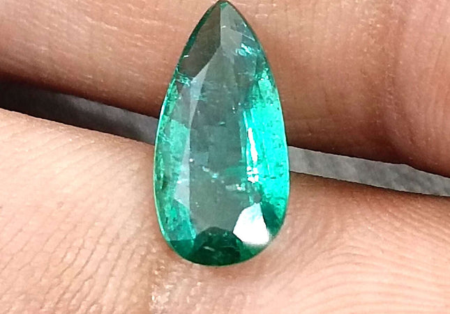 GSI Certified 1.50ct Medium Deep Green Zambian Emerald Minor Oiled Loose Gemstone