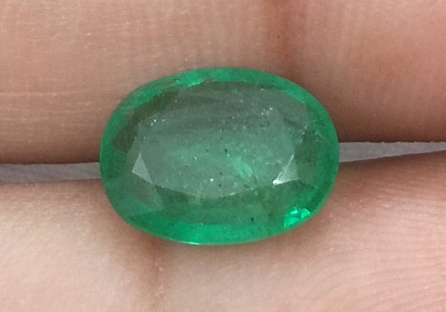 GSI USA Certified Medium Vivid Green Natural Zambian Emerald Minor Oiled Loose Gemstone