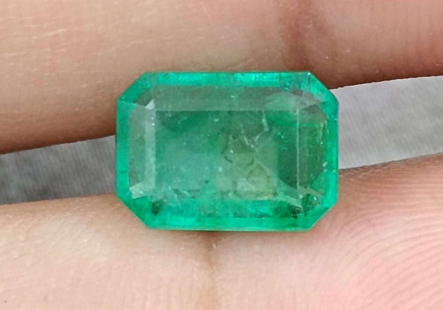 GSI Certified 3.16ct Medium Green Panjshir Emerald Minor Oiled Loose Gemstone