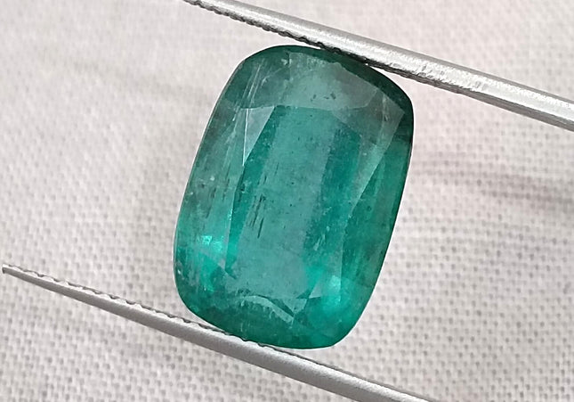 7.34ct Natural Zambian Emerald, Deep Green Cushion Cut Minor oiled Loose Gemstone.