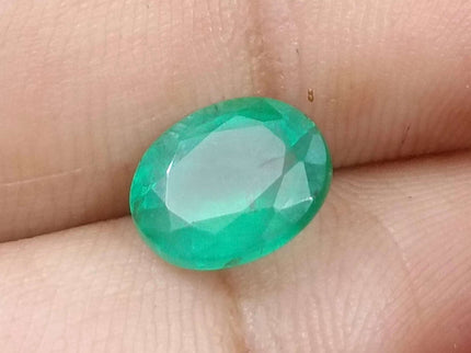 Certified 2.47ct Natural Zambian Emerald Stone.