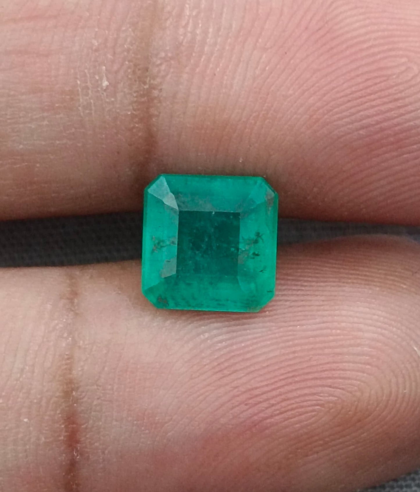 2.45ct Zambian Emerald, 100% Natural Earth Mined Gemstone