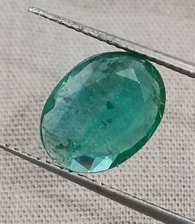 Certified 2.19ct Medium Deep Green Natural Emerald.