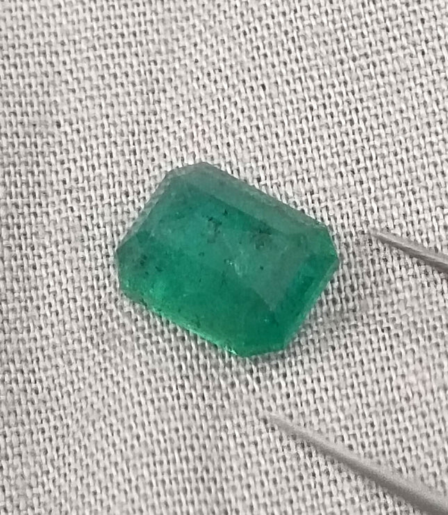 Certified 2.28ct Medium Green Zambian Emerald.