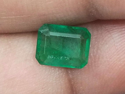1.78ct Certified Natural Zambian Emerald.