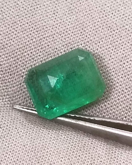 3.94ct GSI USA Certified Medium Green Zambian Emerald Minor Oiled Loose Gemstone