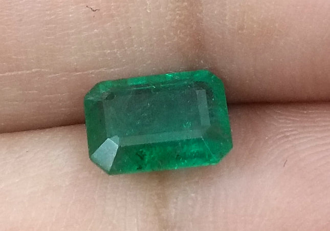 GSI Certified 1.51ct Deep Golden Green Natural Zambian Emerald Minor Oiled Loose Gemstone