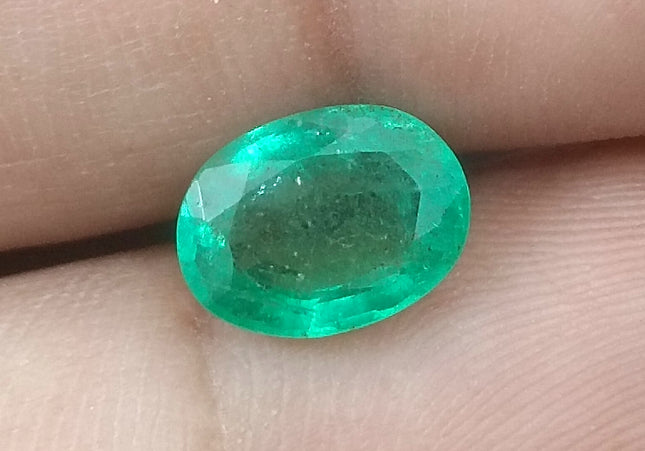 1.97ct Medium Light Green Natural Zambian Emerald Minor Oiled Loose Gemstone