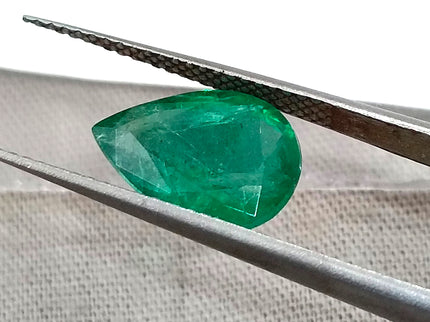 2.69ct Natural Emerald Medium Deep Vivid Green Pear Cut GSI Certified Gemstone