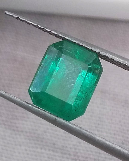 GSI Certified 2.38ct Vivid Deep Golden Green Natural Zambian Emerald