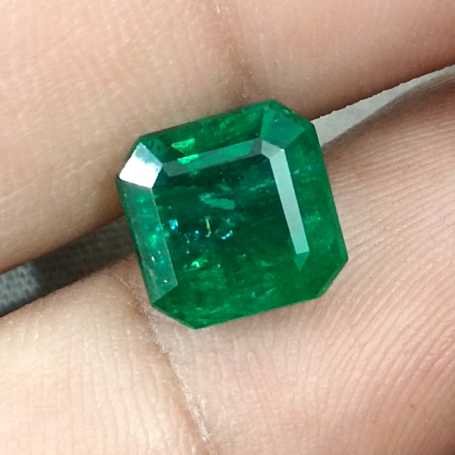 4.78ct Exceptional Top Vivid Green Panjshir Emerald Certified Natural Octagon Cut Loose Gemstone