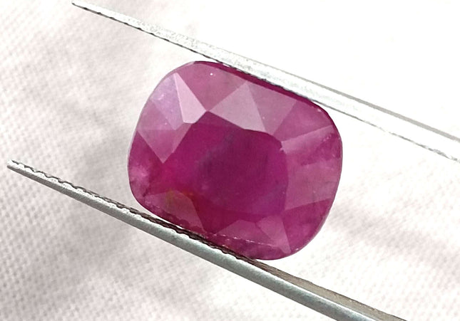 Big size 5.81ct Natural African Ruby unheated loose gemstone