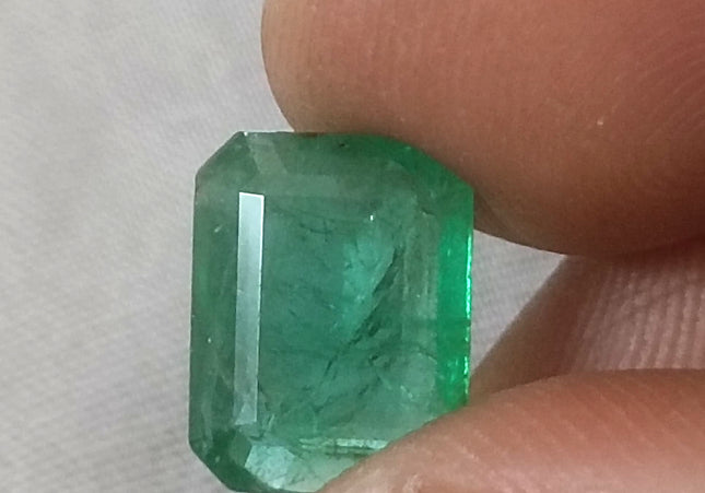 3.94ct GSI USA Certified Medium Green Zambian Emerald Minor Oiled Loose Gemstone