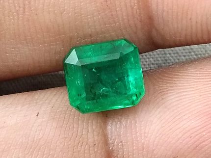 Emerald Natural 3.64ct GSI Certified Medium Deep Parrot Green Octagon Cut Loose Gemstone