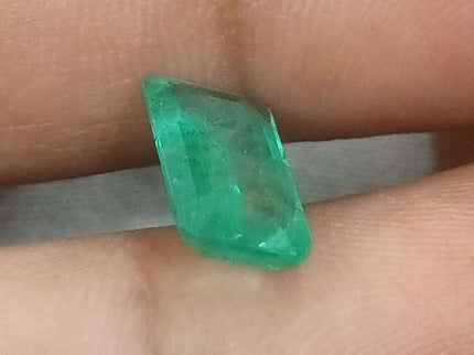 Zambian Emerald 2.74ct Certified Natural Medium Light Green Octagon Cut Loose Stone