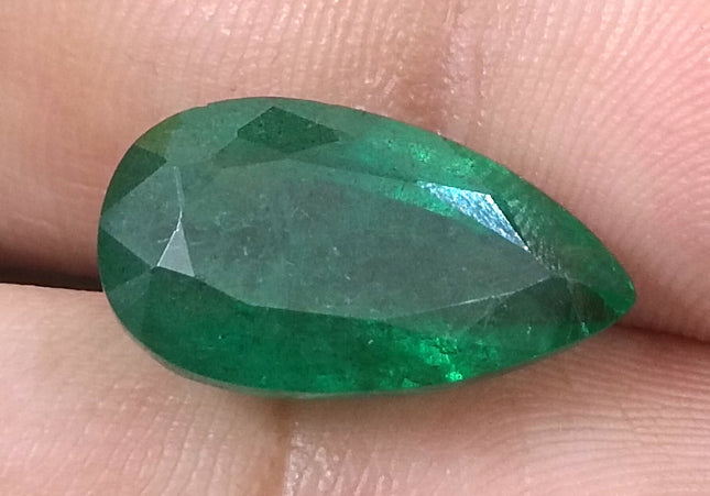 9.61ct Deep Vivid Green Natural Emerald, Earth Mined Gemstone
