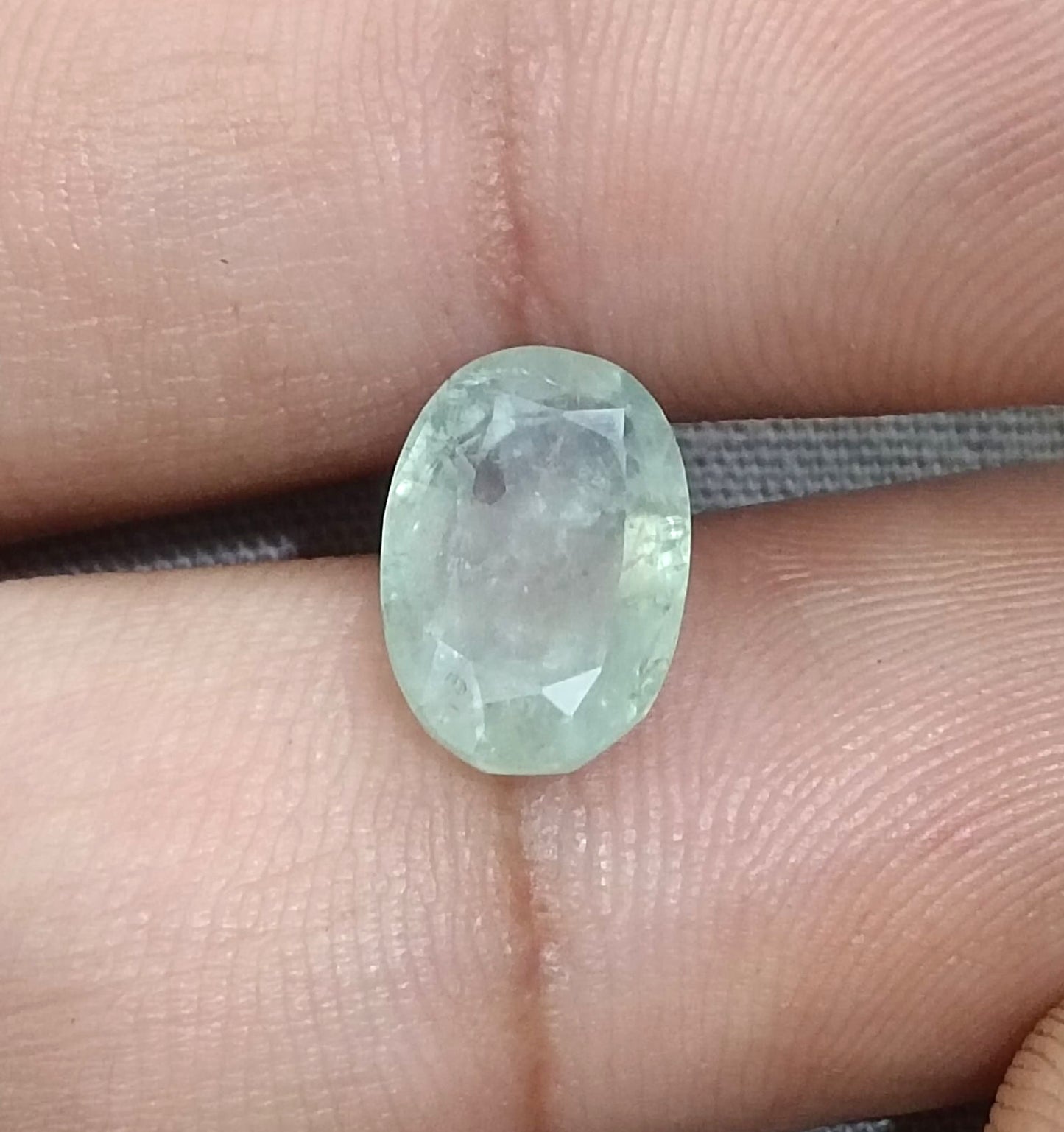 GSI Certified 4.49ct Green Ceylon Sapphire, 100% Natural Untreated Gemstone