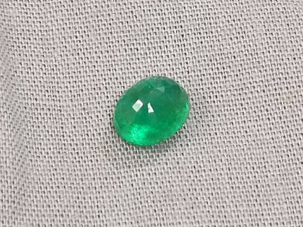 1.70ct Natural Panjshir Emerald Medium Vivid Green Oval Cut Loose Gemstone