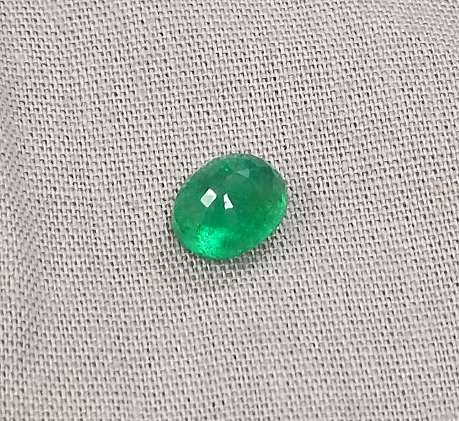 1.70ct Natural Panjshir Emerald Medium Vivid Green Oval Cut Loose Gemstone