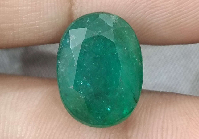 10.50ct Zambian Emerald, Deep Forest Green Oval Cut Natural Loose Gemstone.