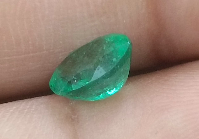 1.51ct Vivid Deep Golden Green Natural Zambian Emerald