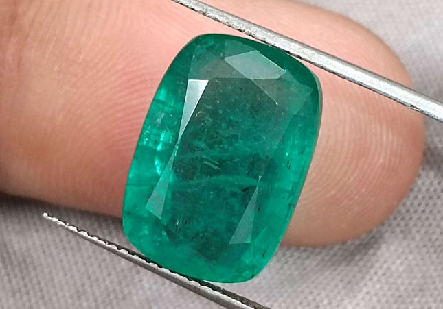 Big 9.75ct Zambian Emerald, Cushion cut Medium Deep Green Loose Gemstone.