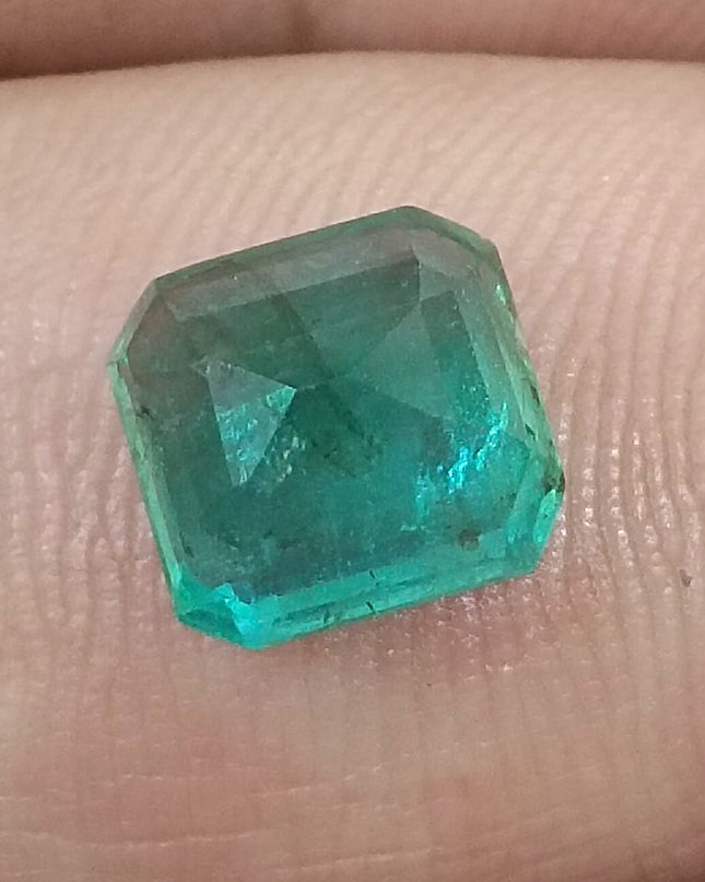 GSI Certified 2.61ct Medium Green Zambian Emerald, Natural Gemstone