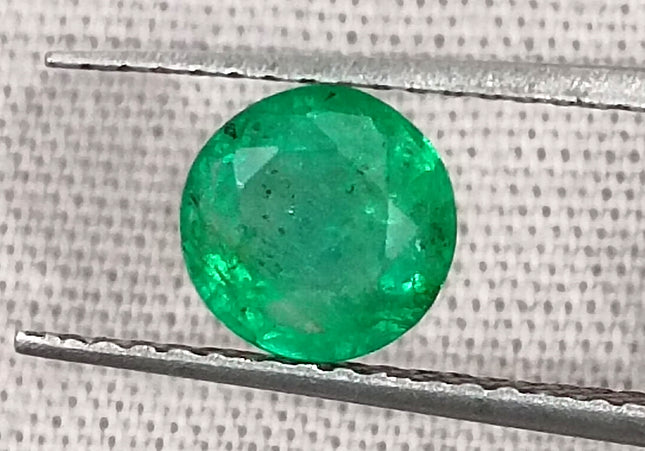 0.88ct Round Cut Natural Zambian Emerald