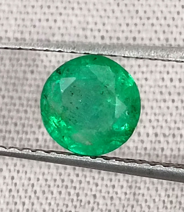Zambian Emerald 0.88ct Vivid Green Round Cut Natural Gemstone