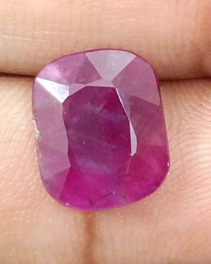 Big size 5.81ct Natural African Ruby unheated loose gemstone