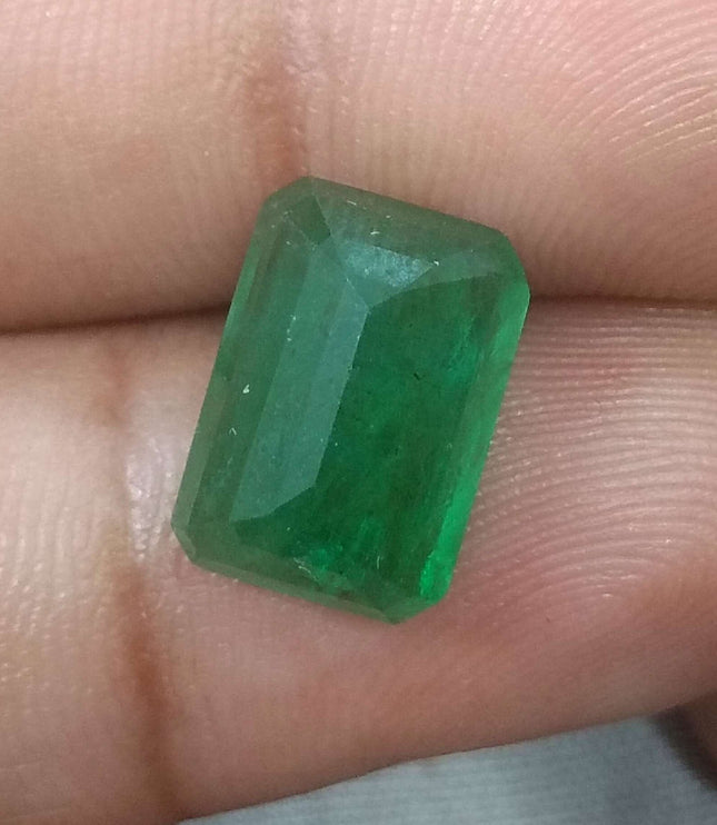 Zambian Emerald 5.29ct Natural Deep Green stone