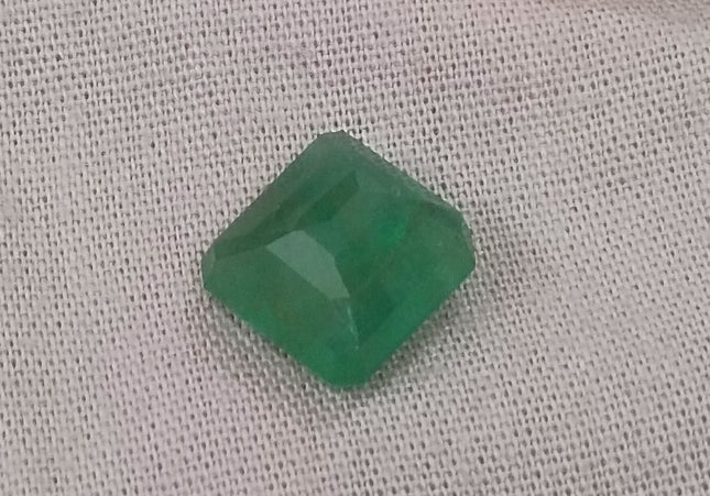 5.30ct Deep Green Natural Zambian Emerald Moderately Clarity Enhanced Loose Gemstone