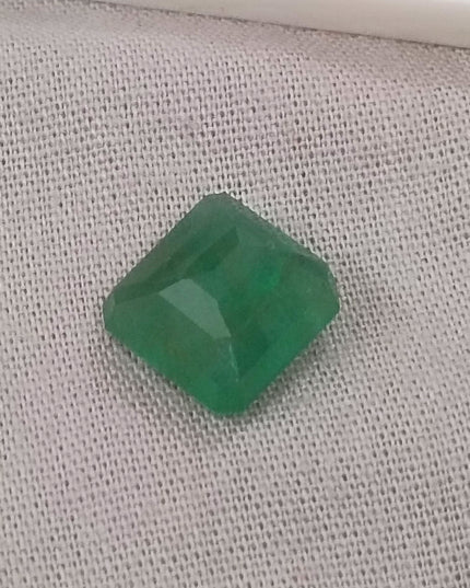 5.30ct Deep Green Natural Zambian Emerald Moderately Clarity Enhanced Loose Gemstone