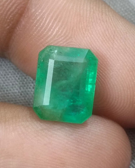 4.50ct GSI USA Certified Medium Green Swat Emerald Minor Oiled Loose Gemstone