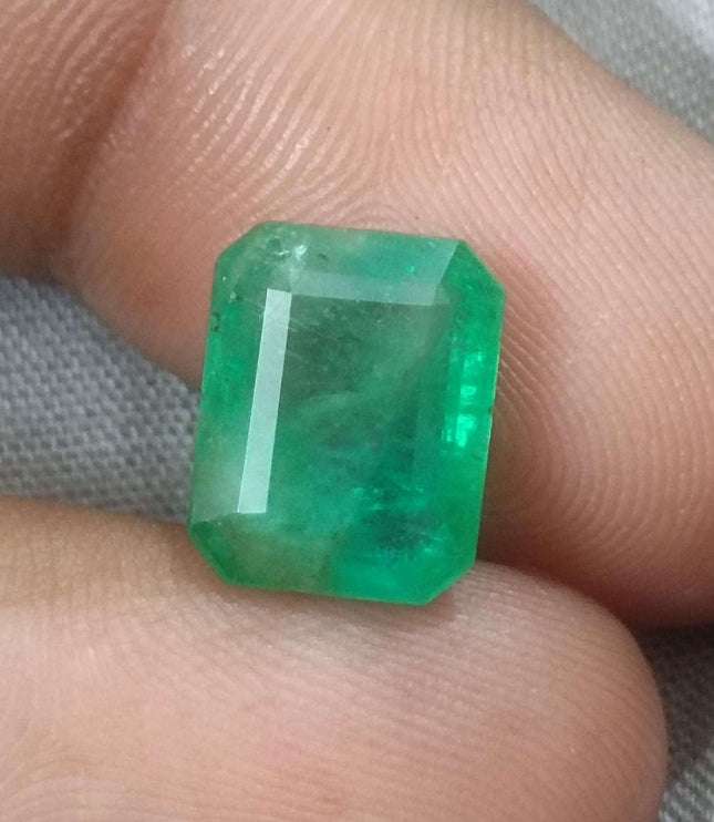 4.50ct Certified Swat Natural Emerald Stone