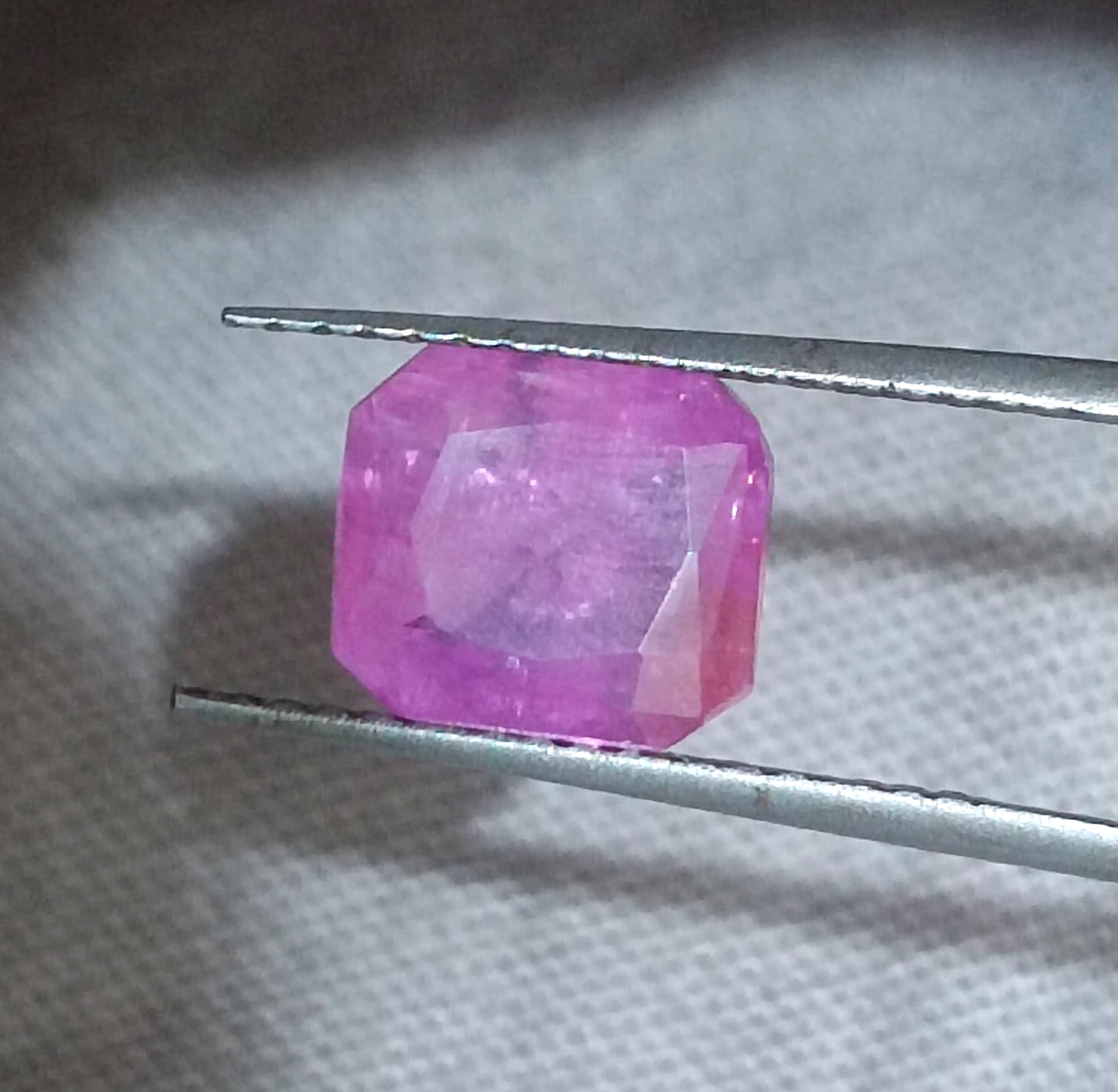 GSI Certified 2.55ct Pinkish Red Ruby, 100% Natural Untreated Gemstone - SMSGEMS 