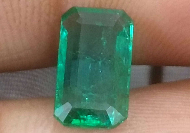 2.29ct High Quality GSI USA Certified Vivid Green Zambian Emerald Minor Oiled Loose Gemstone