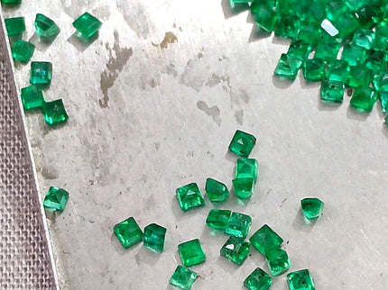 Emerald Lot Calibrated 15.42ct Princess Cut Vivid Medium Deep Green Gemstones