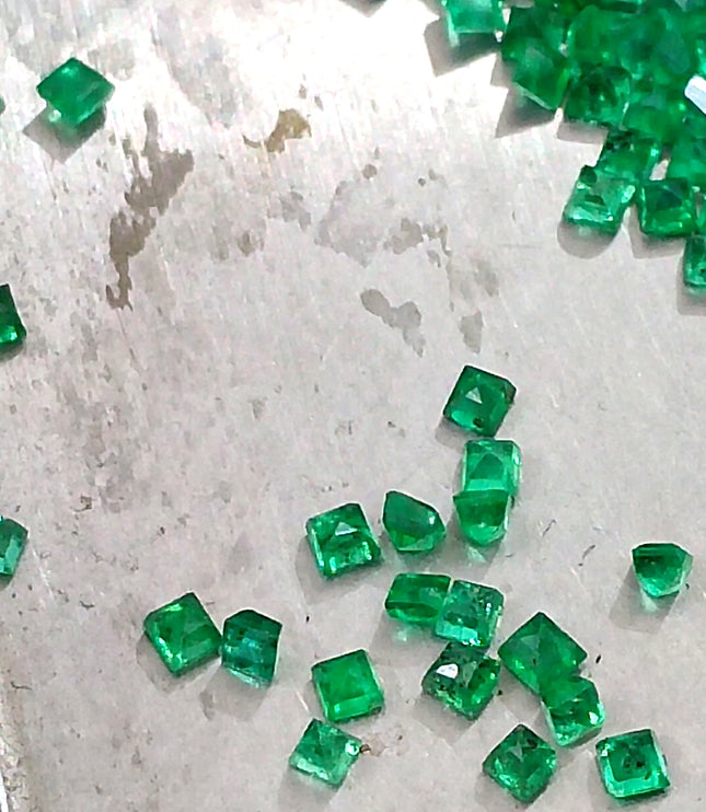 Emerald Lot Calibrated 15.42ct Princess Cut Vivid Medium Deep Green Gemstones