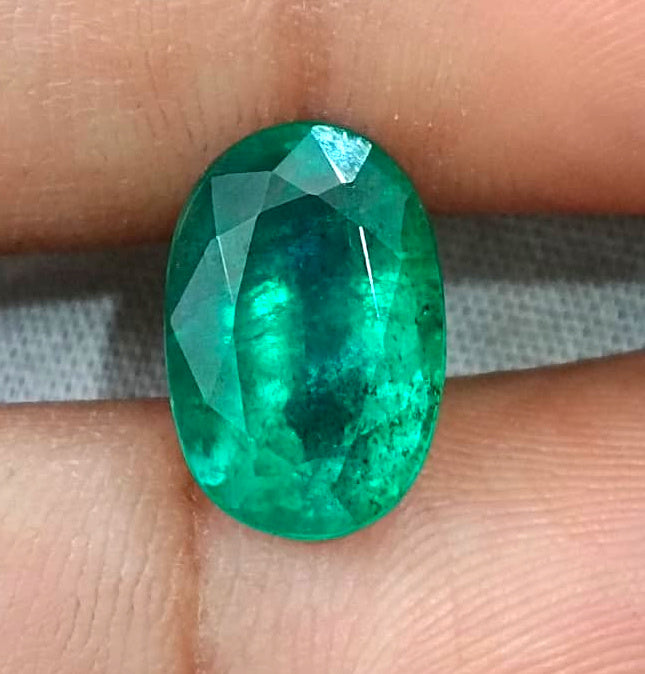 Natural Emerald 5.67ct Deep Green Zambian Origin Oval Cut Minor Oiled Loose Gemstone