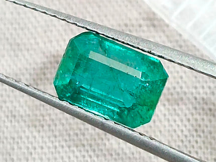 1.72ct Natural Emerald Medium Intense Green GSI Certified Octagon Cut Gemstone