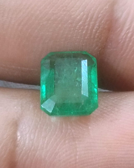 2.76ct GSI Certified Medium Green Zambian Emerald Minor Oiled Loose Gemstone