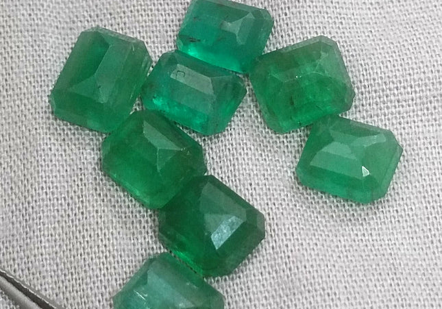 14.54ct Vivid to Deep Green Natural Emerald parcel earth mined loose Gemstones